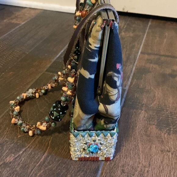 Mary Francis Happy Trails beaded kisslock frame shoulder bag - Picture 5 of 10